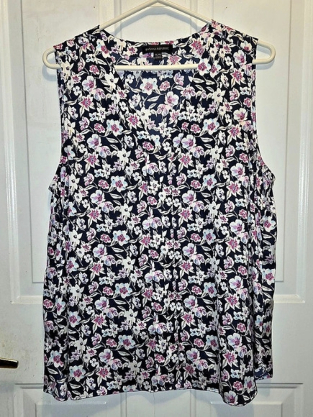 Banana Republic Floral Sleeveless Blouse in Blue & Pink Size XL